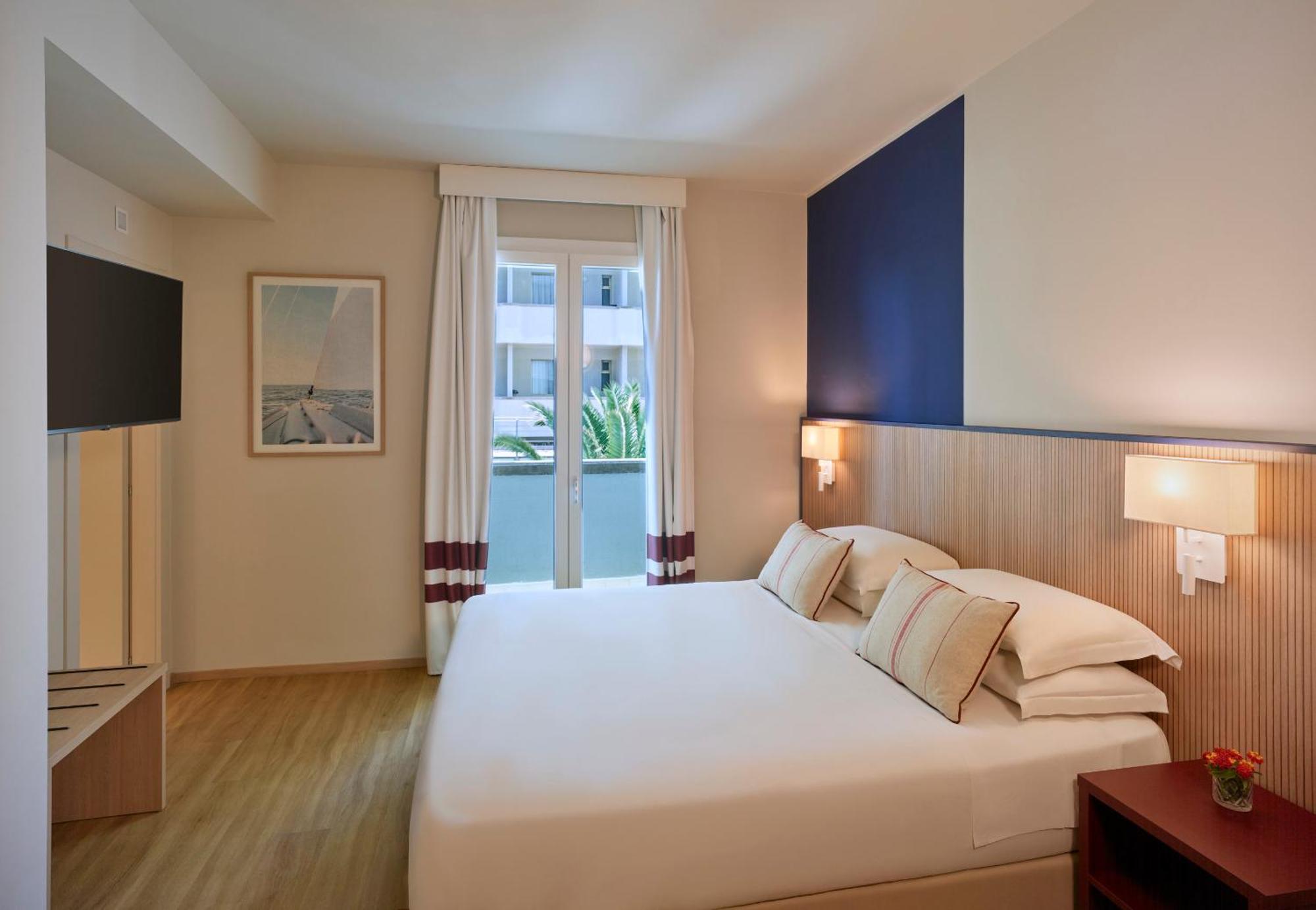 Serena Majestic Hotel Montesilvano Room photo