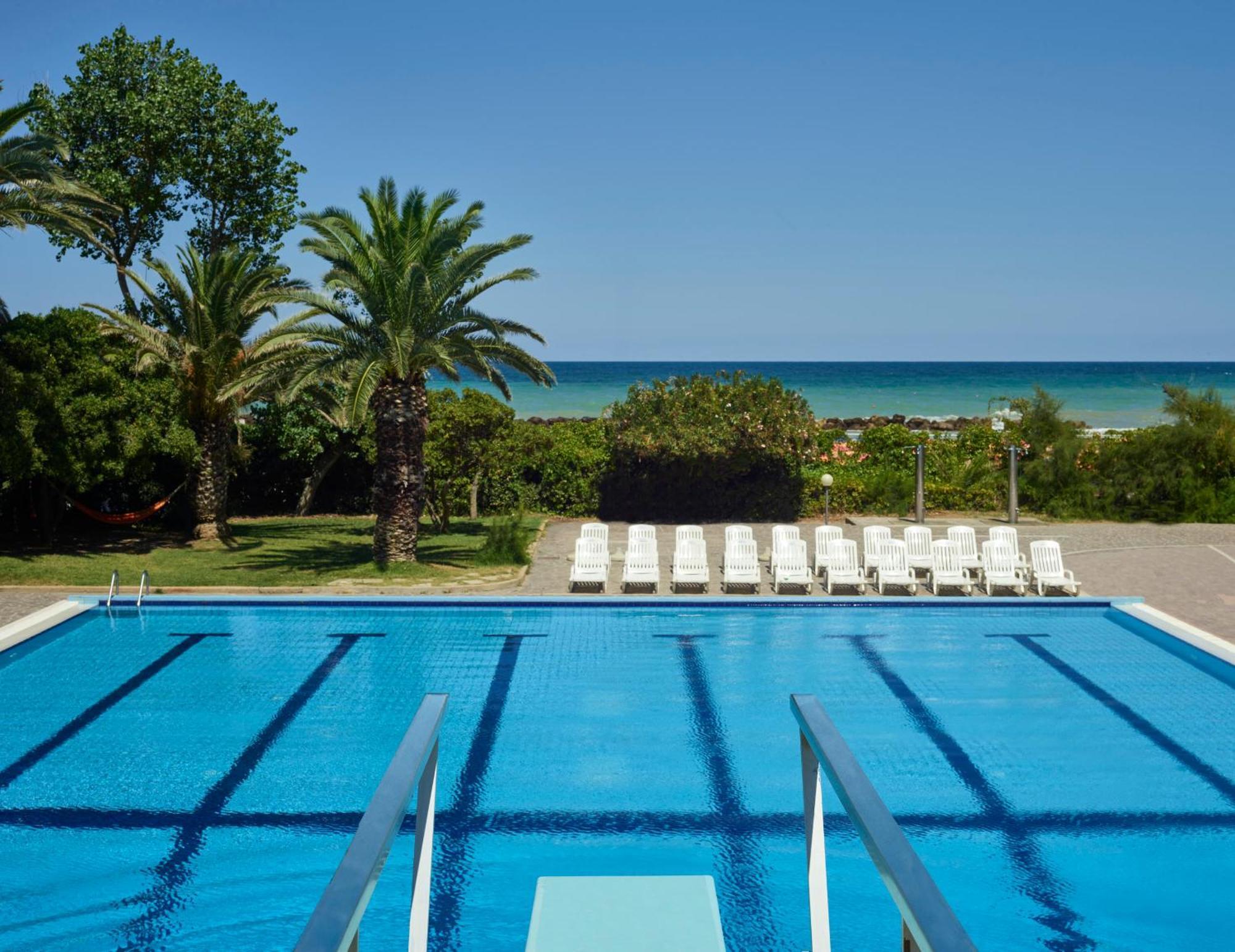 Serena Majestic Hotel Montesilvano Exterior photo